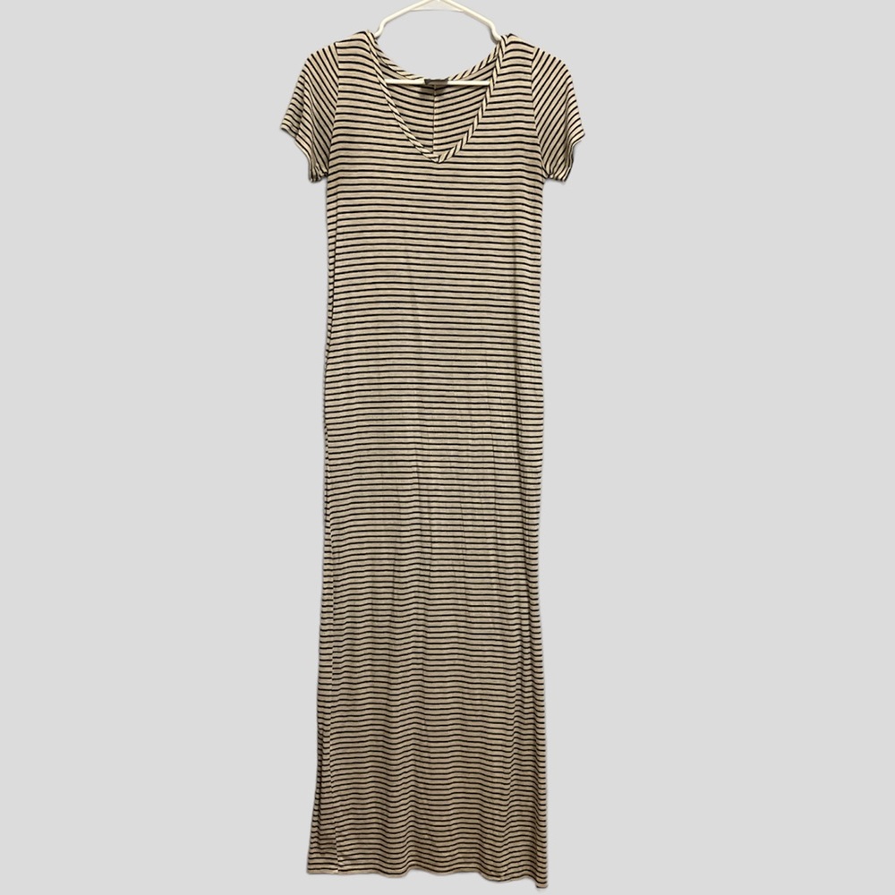 Olivia Rae Maxi/Body Con Dress With Pockets